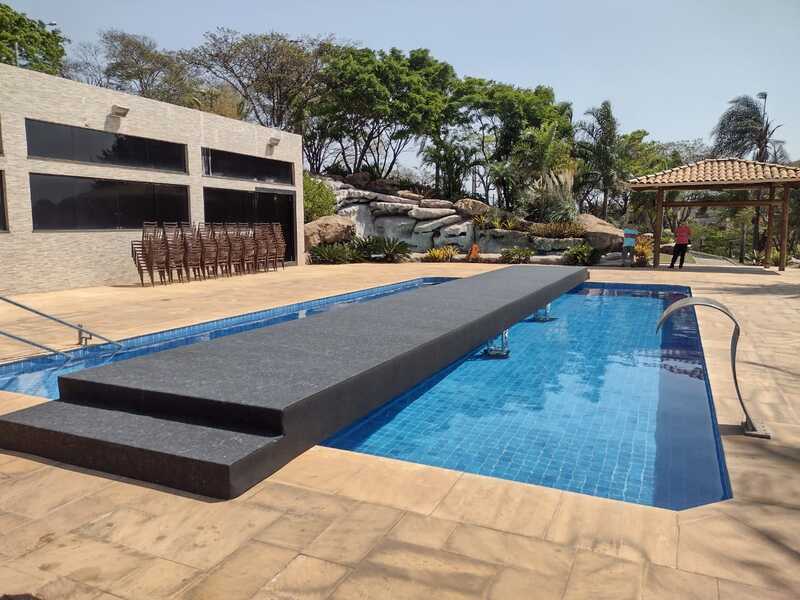 Piso para eventos montado pela SNC Eventos