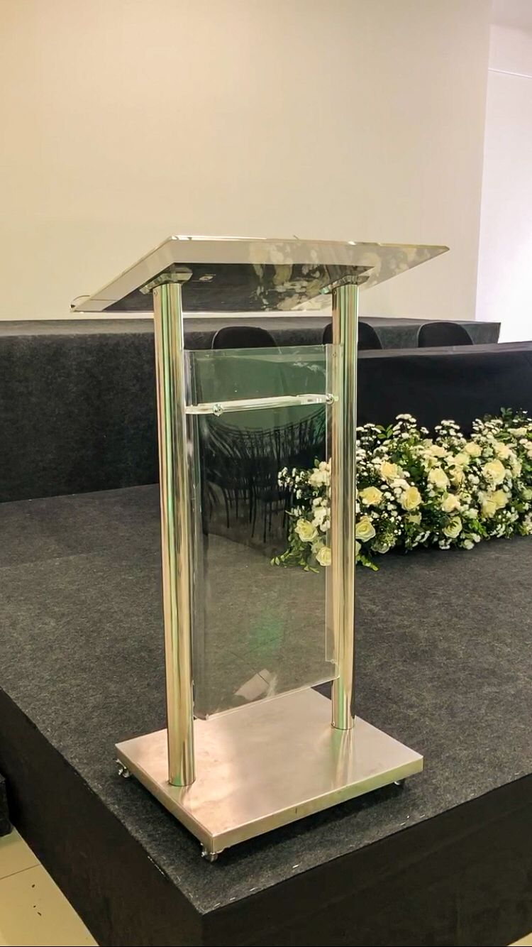 Púlpito para apresentação institucional