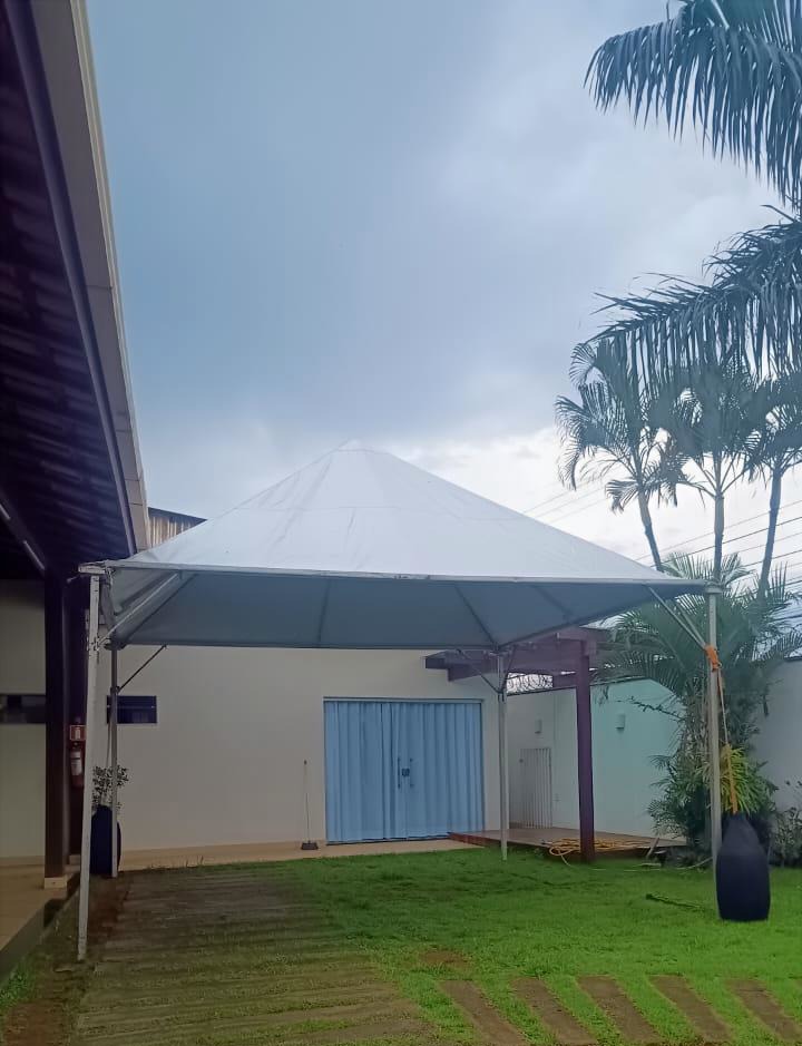 Tenda para atendimento e apoio em evento