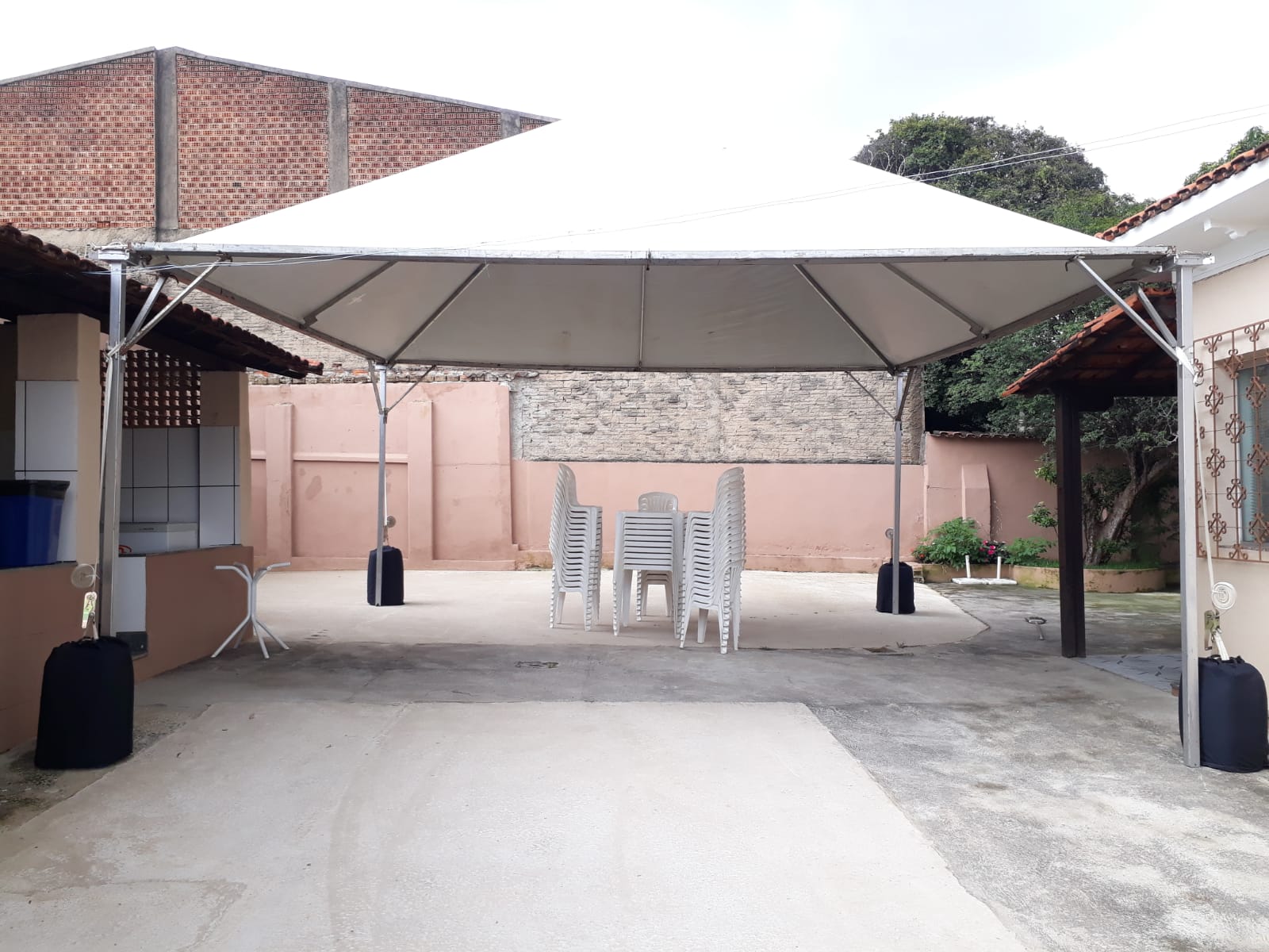 Tenda profissional para montagem temporaria